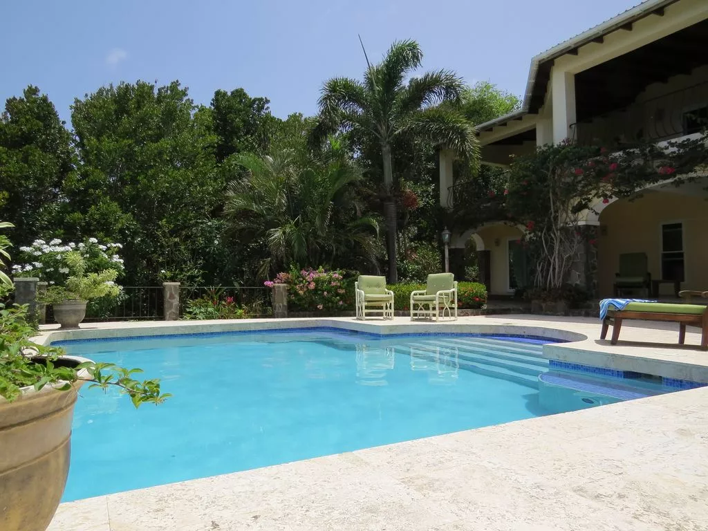 Bay Tree Luxury Villa