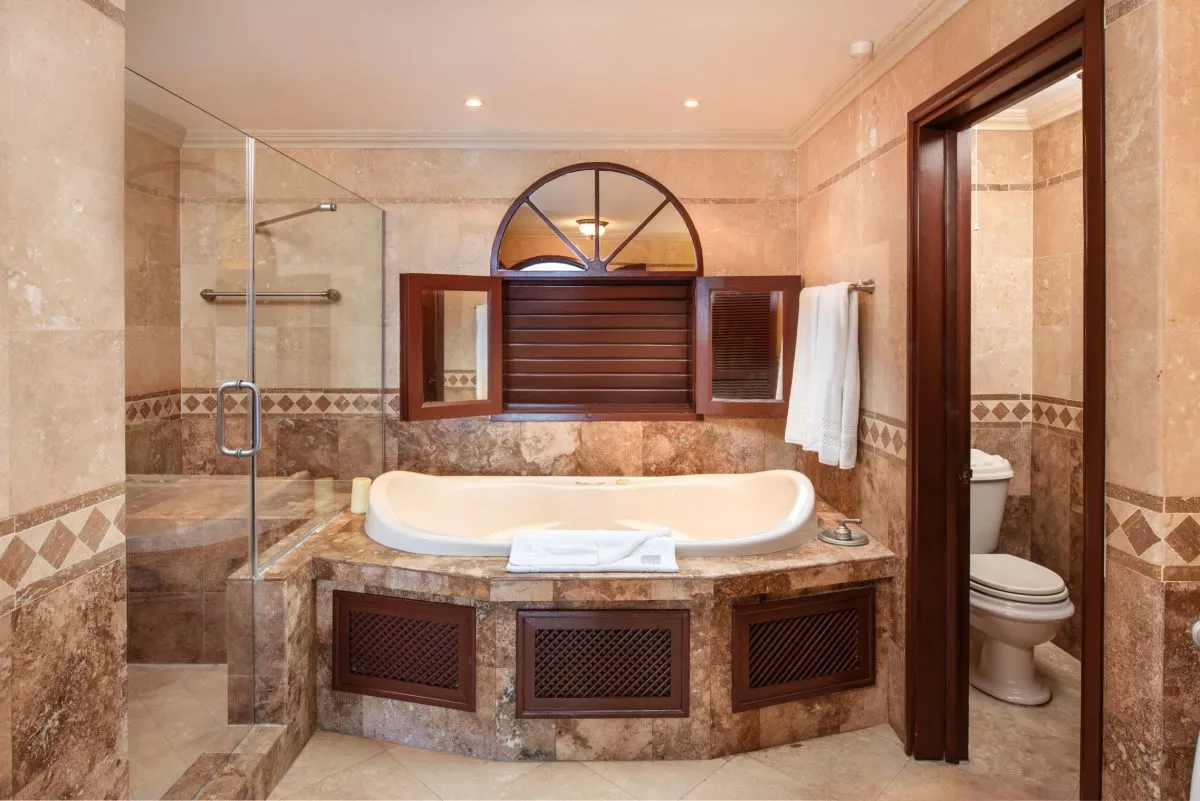 The Crane 544 a and b