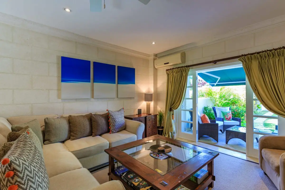 Mullins Bay 11, Jalousie